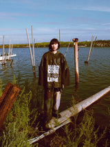 CHINORESLEEVELEATHERT