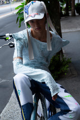 SEAMLESS DEFORMED THIN KNIT/COMPLEX