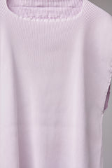 SEAMLESS DEFORMED KNIT VEST/RIB