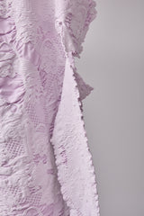 SEAMLESS DEFORMED THIN KNIT/COMPLEX