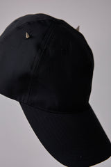 METAL-LIKE SHAPE MEMORY CAP