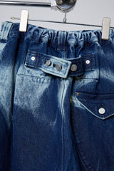 3D CUT DENIM IRREGULAR BLEACH