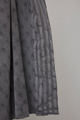 RELAXED SEAMLESS SHORTS