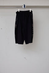 EMBELLISHED FLORAL JOGGER SHORTS