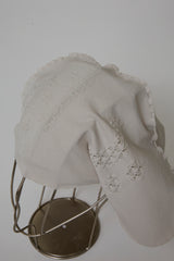 DISTORTED SEAMLESS BEANIE