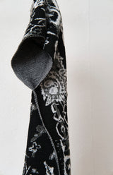 Doodlesweater MONOTONE