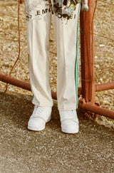 HOMAGESHOEPLUSNIR WHITE