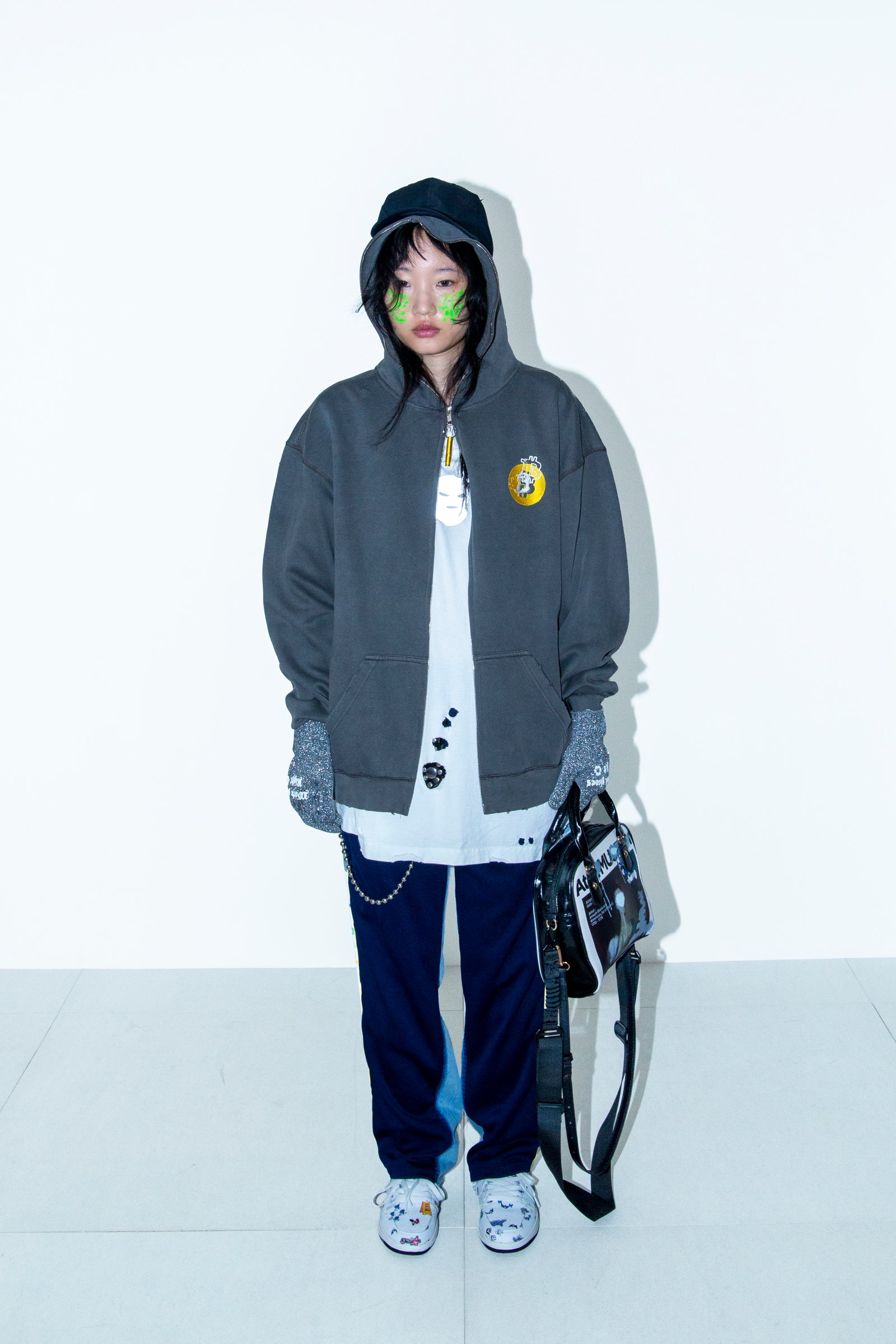 METAL-LIKE SHAPE MEMORY CAP – BODYSONG. ONLINE STORE