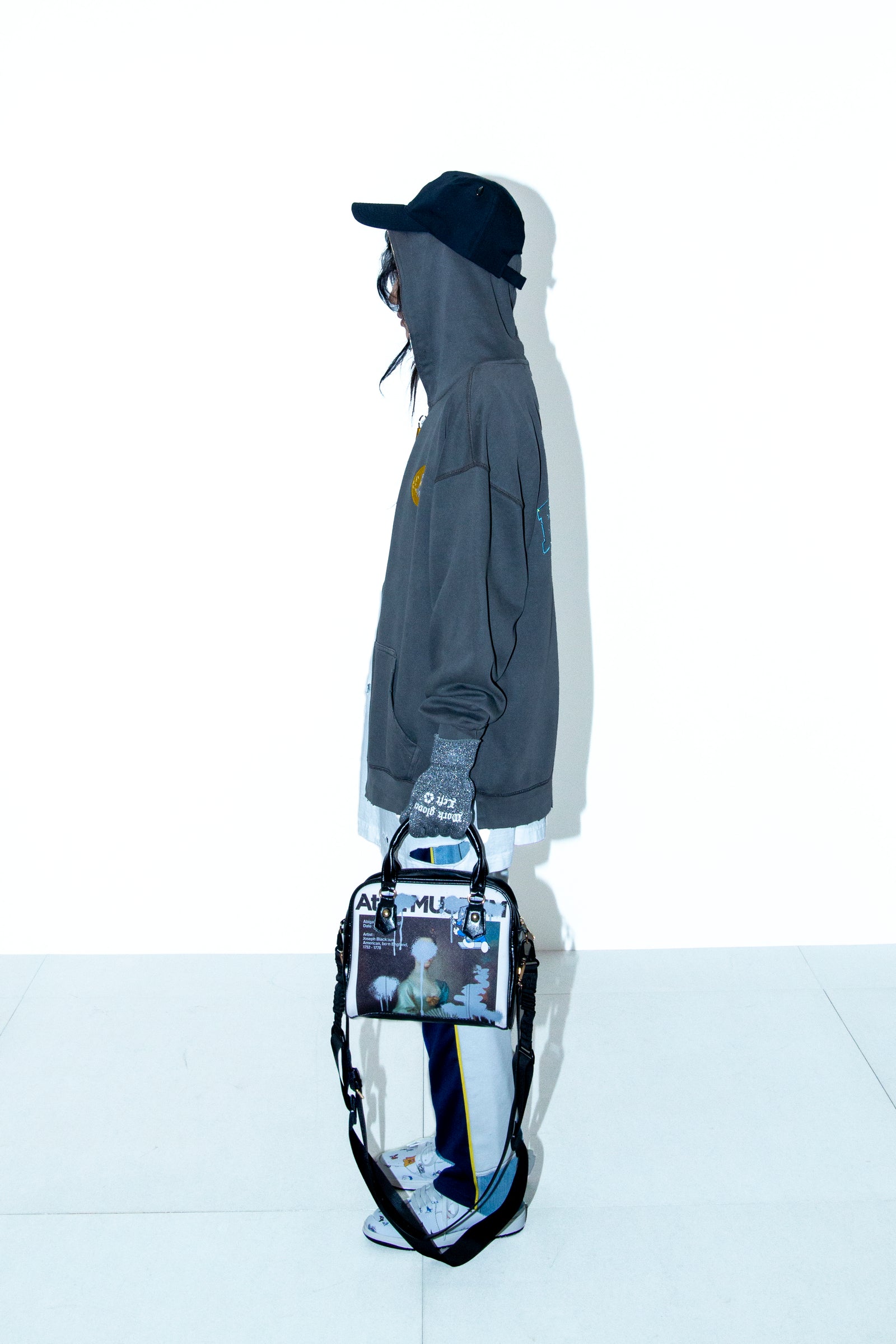 METAL-LIKE SHAPE MEMORY CAP – BODYSONG. ONLINE STORE