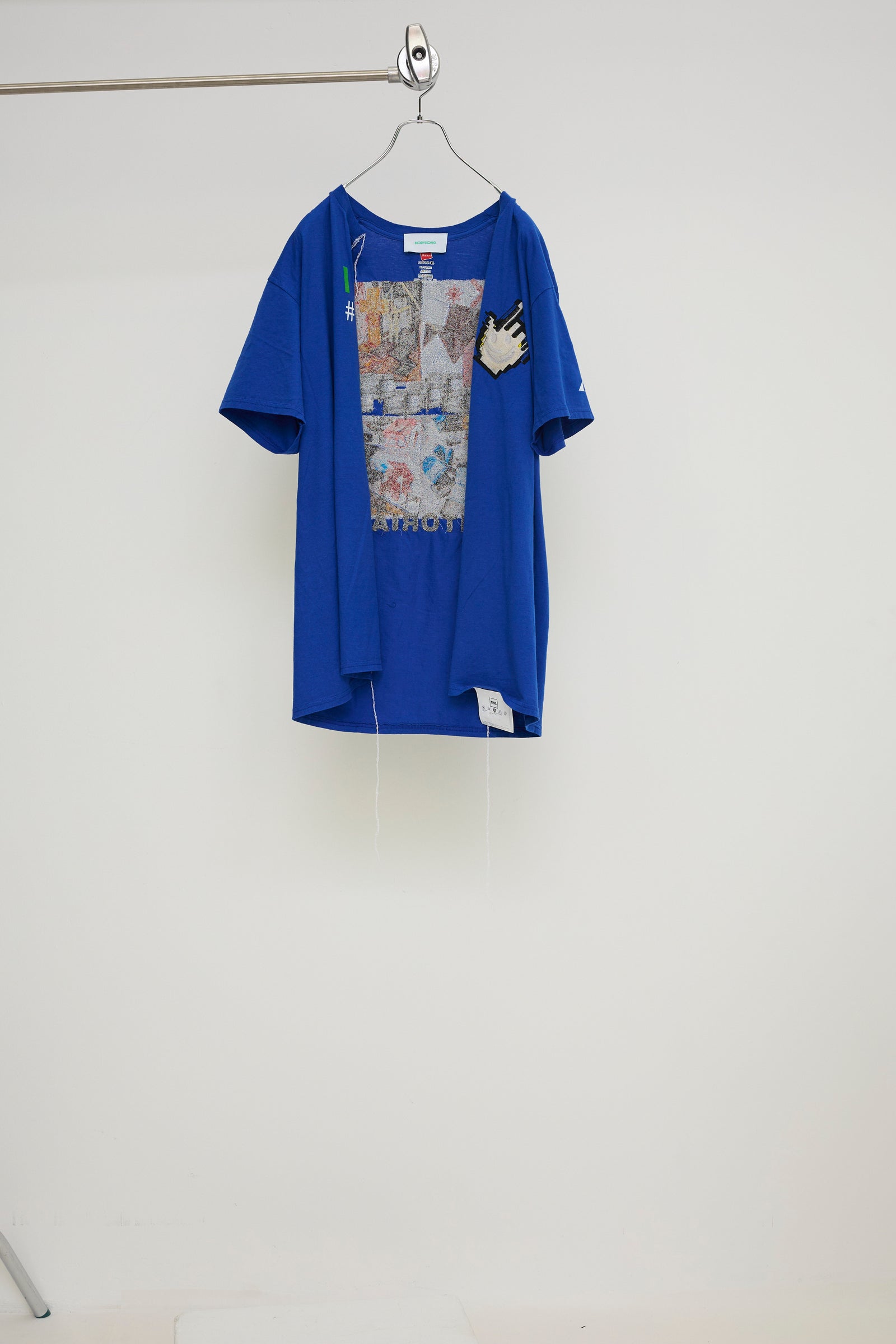 BS240011_TEE_REVINTAGEEMB_BLUE