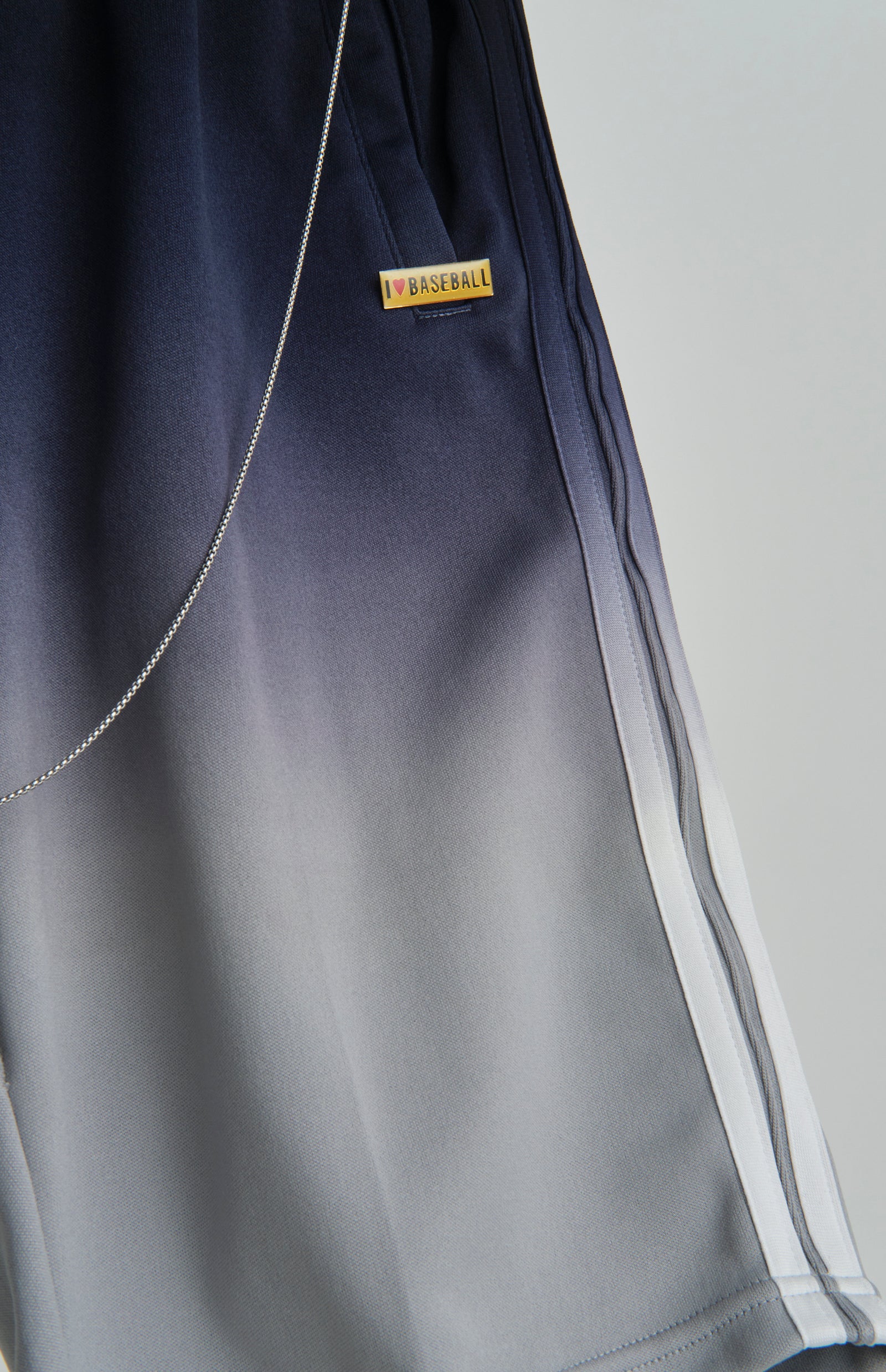 TRACKSHORTSGRADATION – BODYSONG. ONLINE STORE