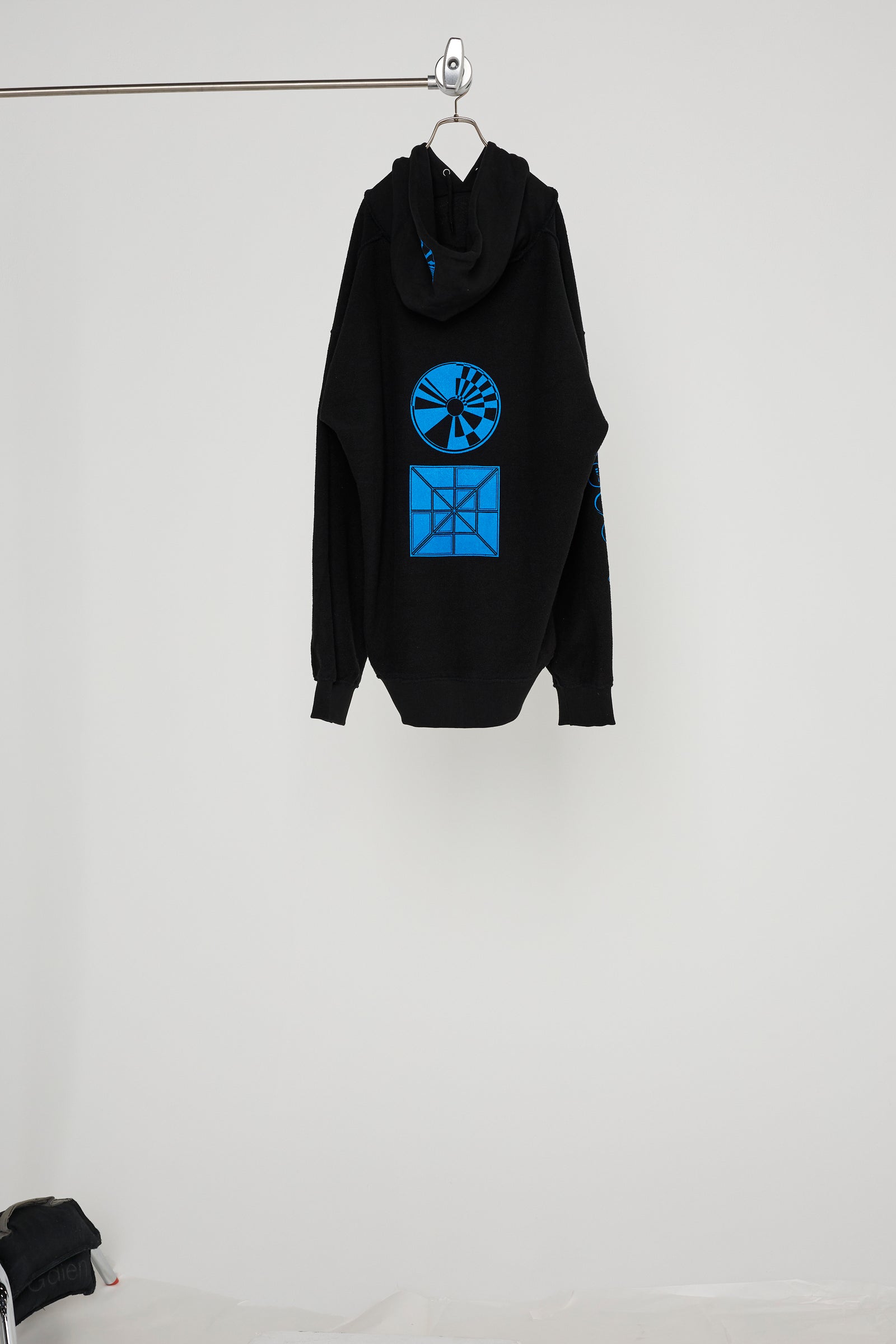 HOODIE/AlphaTheta – BODYSONG. ONLINE STORE