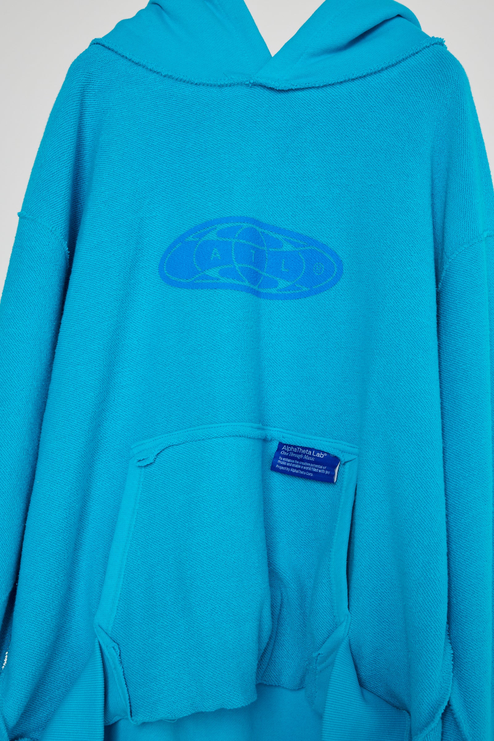HOODIE/AlphaTheta – BODYSONG. ONLINE STORE