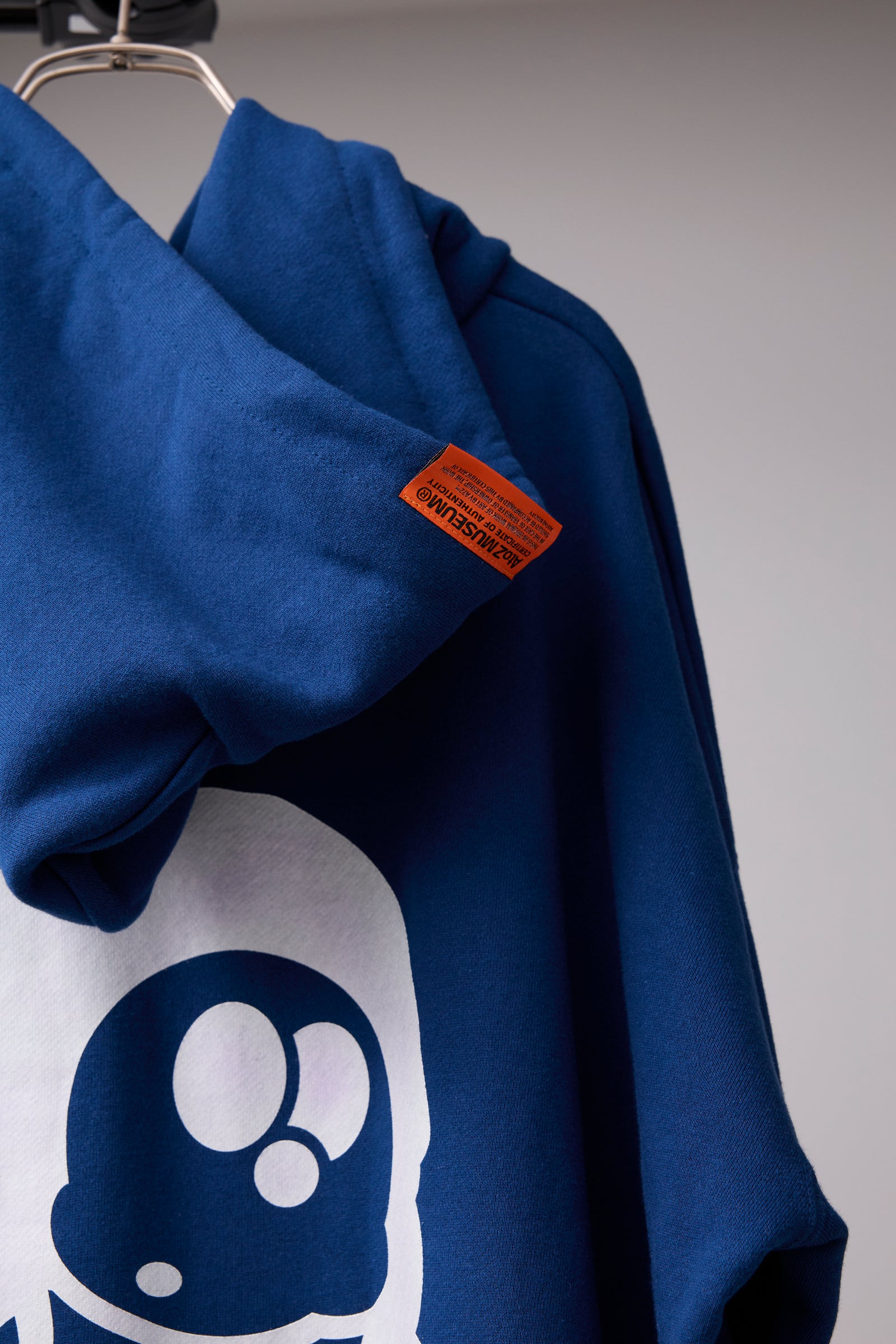 HOODIE/PHOTOCHROMIC/ATOZ – BODYSONG. ONLINE STORE