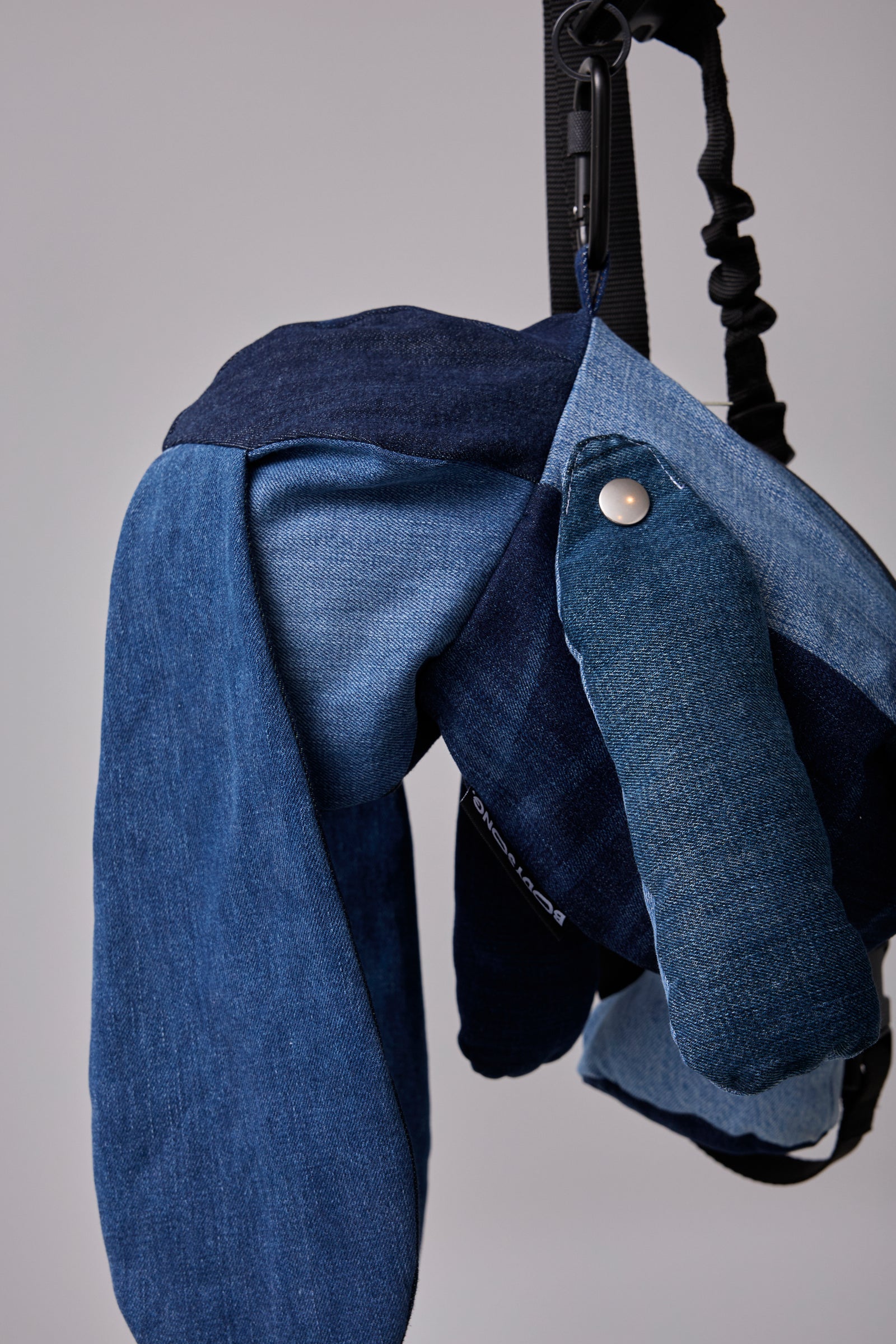 デニムリメイクバッグ　うさぎの音楽 VINTAGE CLOTHING RECONSTRUCTION BAG! (RABBIT – BODYSONG. ONLINE STORE