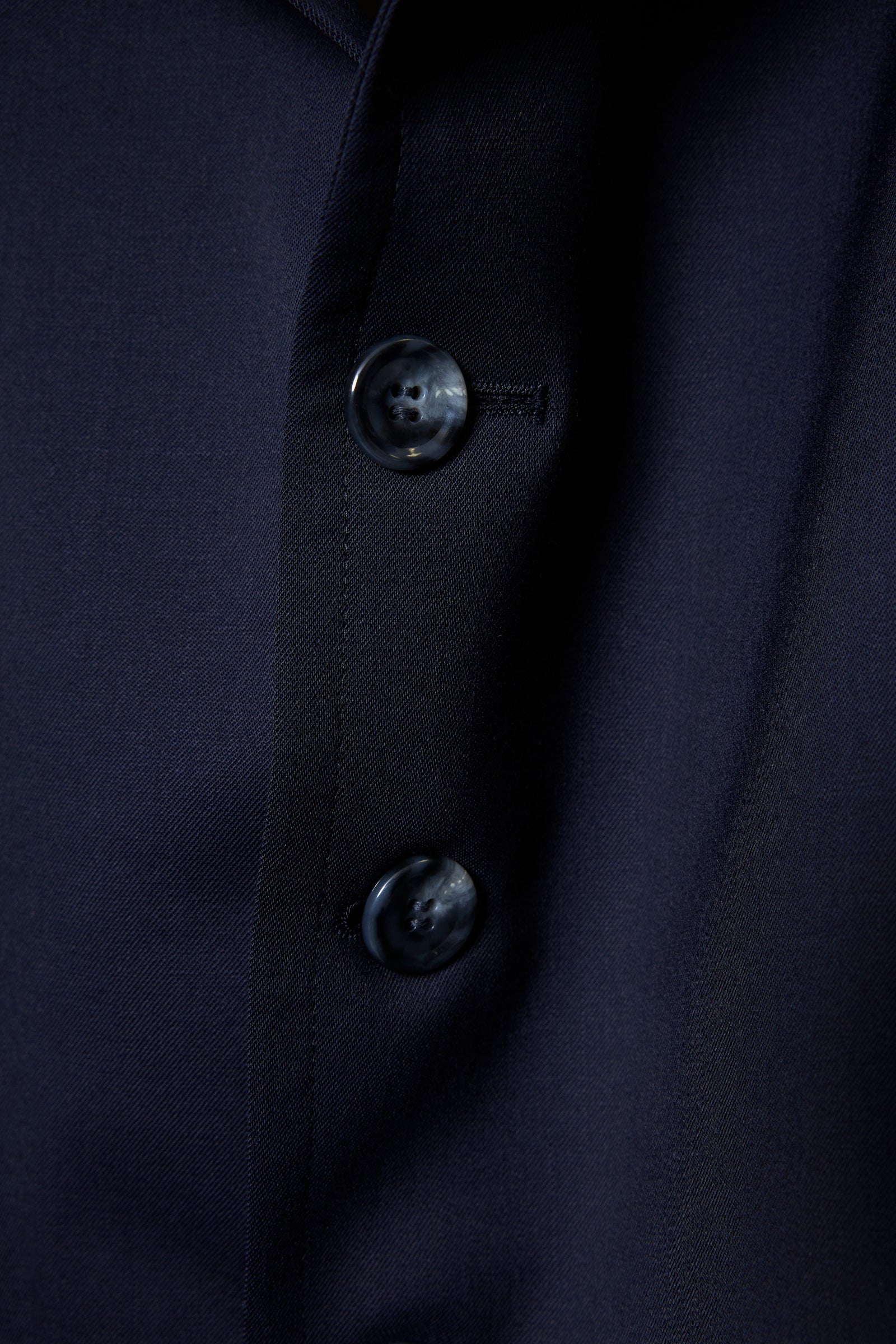 ROUND SILHOUETTE SHORT JACKET LUXE – BODYSONG. ONLINE STORE