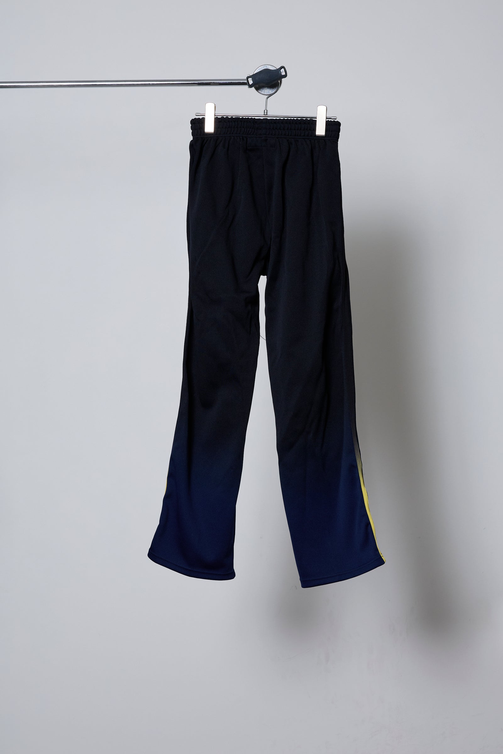 GRADIENT TRACKP F25 – BODYSONG. ONLINE STORE