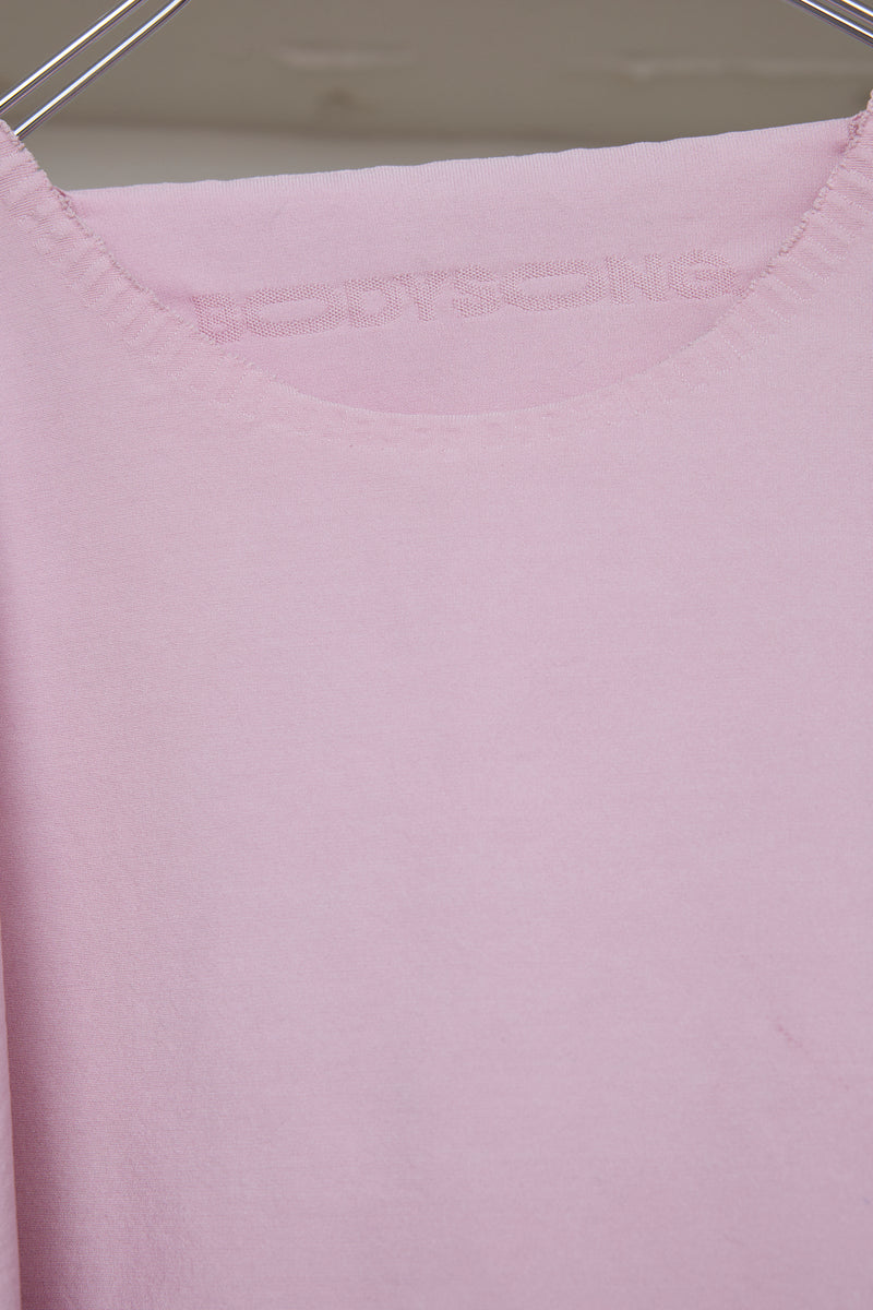 THE FREE-CUT SEAMLESS KNIT