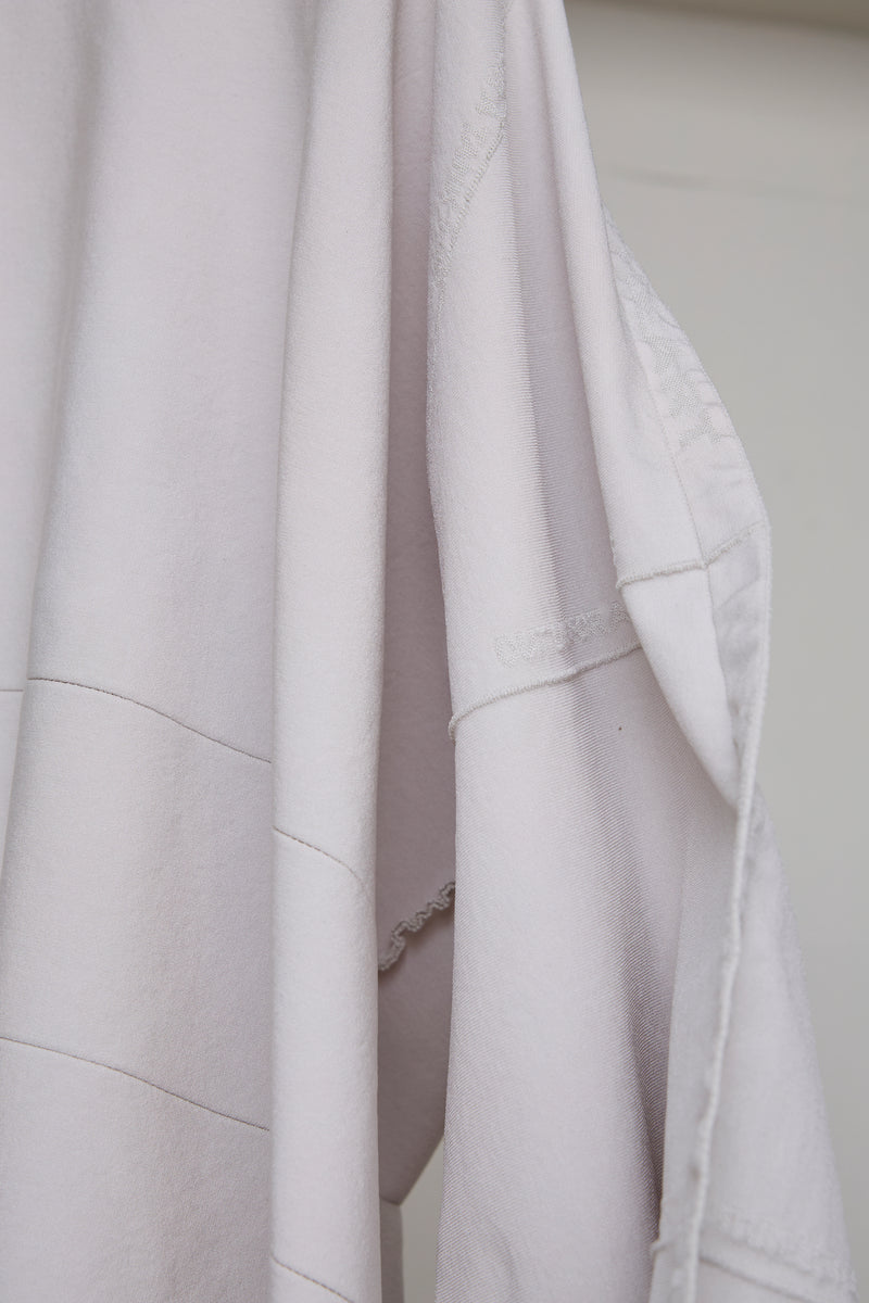 THE FREE-CUT SEAMLESS KNIT