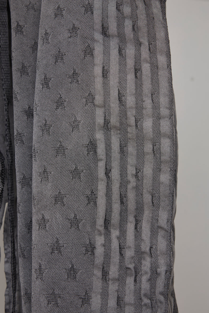 RELAXED SEAMLESS SHORTS