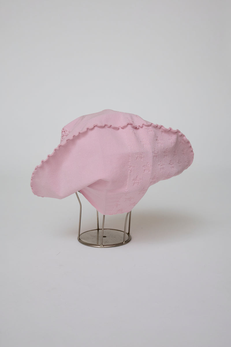 DISTORTED SEAMLESS BEANIE