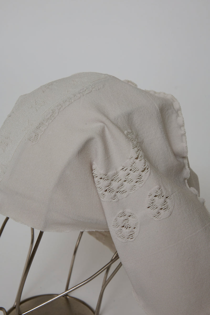 DISTORTED SEAMLESS BEANIE