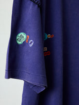 IDM STICKER PRINT BLANKET STITCH TEE