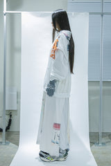GLOVE-TROTTING RECONSTRUCTED DRESS