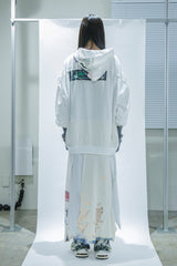 GLOVE-TROTTING RECONSTRUCTED DRESS