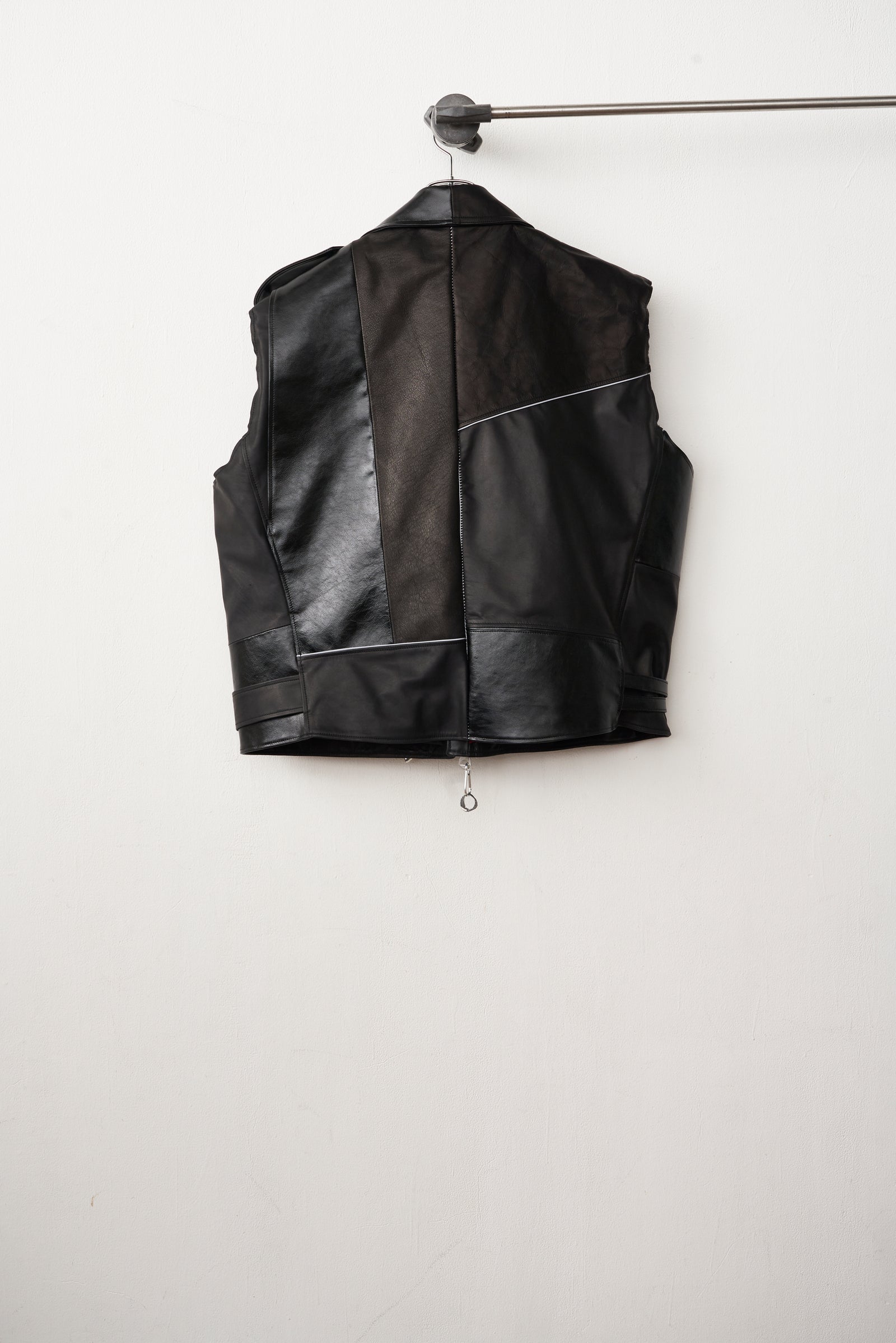 BODYSONG. ボディソング オーバーサイズ レザー ベスト BODYSONG. ボディソング オーバーサイズ レザー ベスト