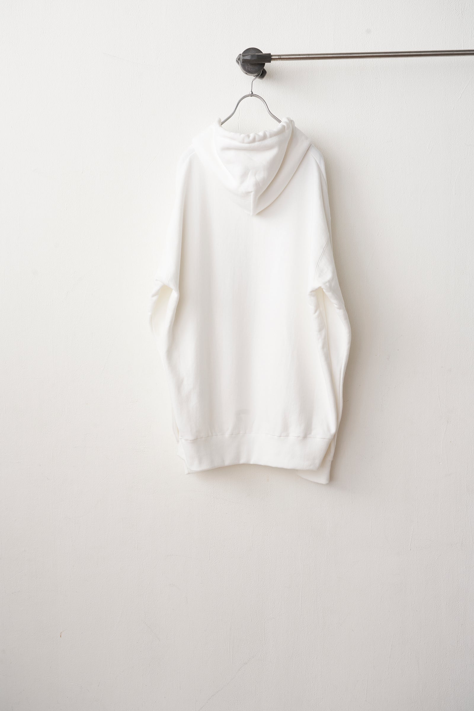 HOODIE/PRESS – BODYSONG. ONLINE STORE HOODIE/PRESS – BODYSONG. ONLINE STORE