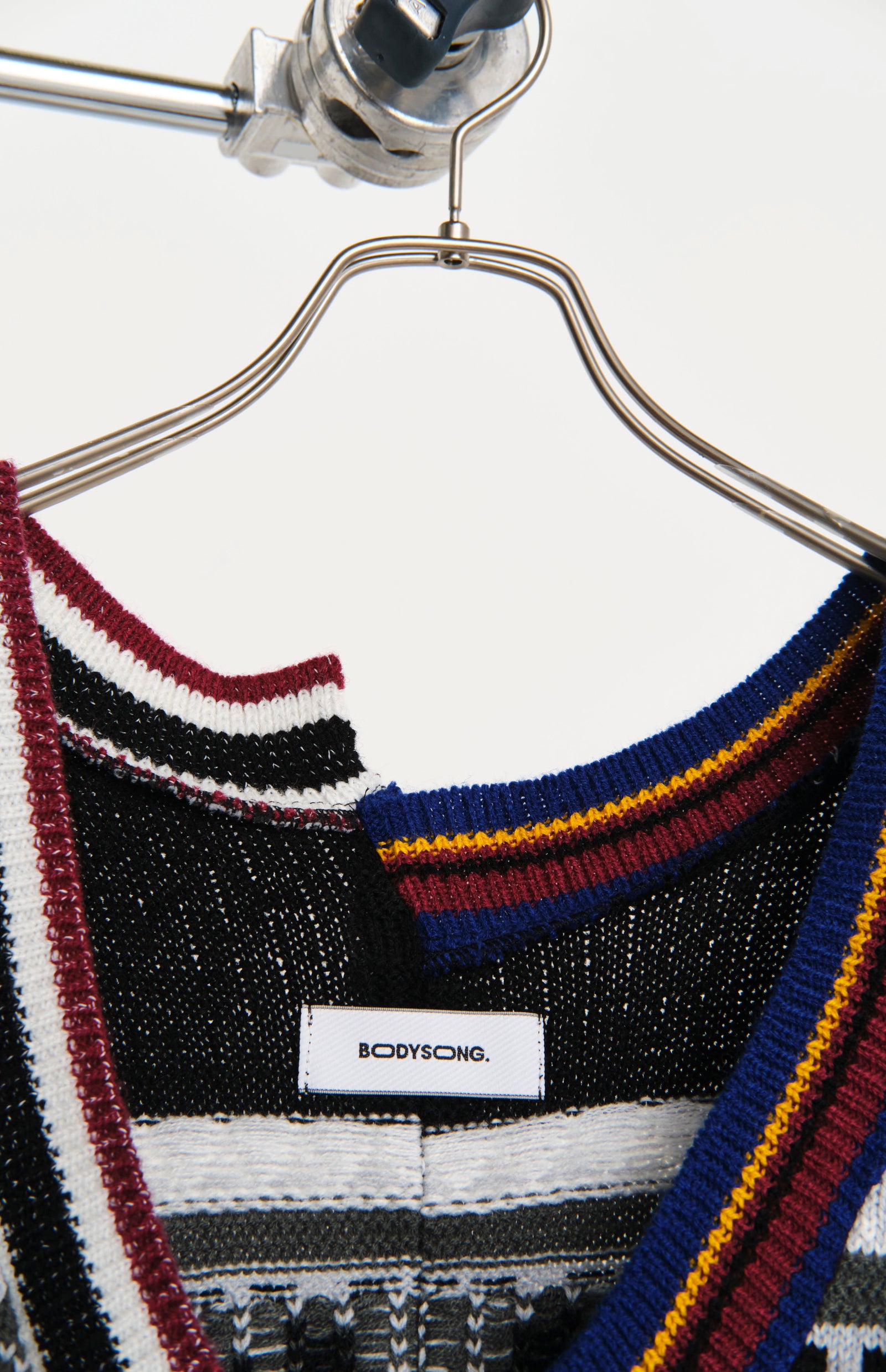 TWISTKNITV MONOTONE – BODYSONG. ONLINE STORE