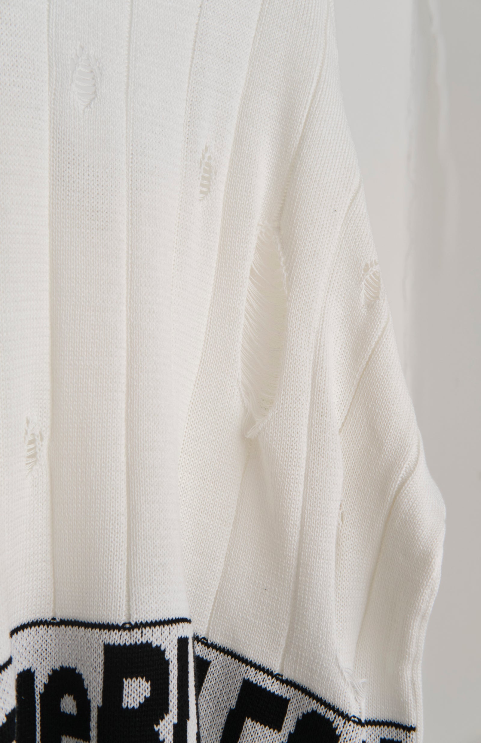 BUBBLEGUMDAMAGESWEATER WHITE – BODYSONG. ONLINE STORE
