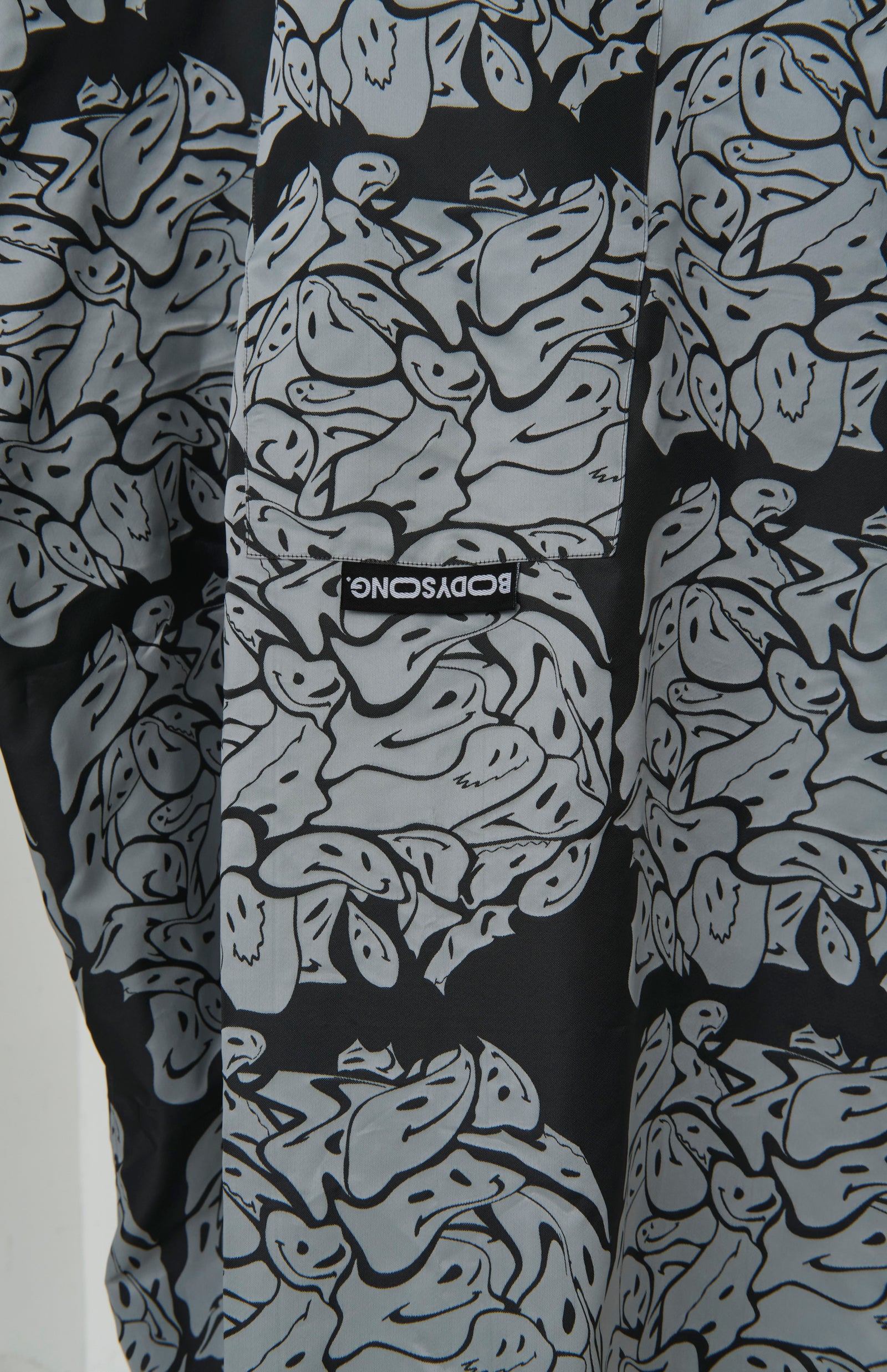 AZPSYCHEDELICJQSJ SMILEWHITE – BODYSONG. ONLINE STORE