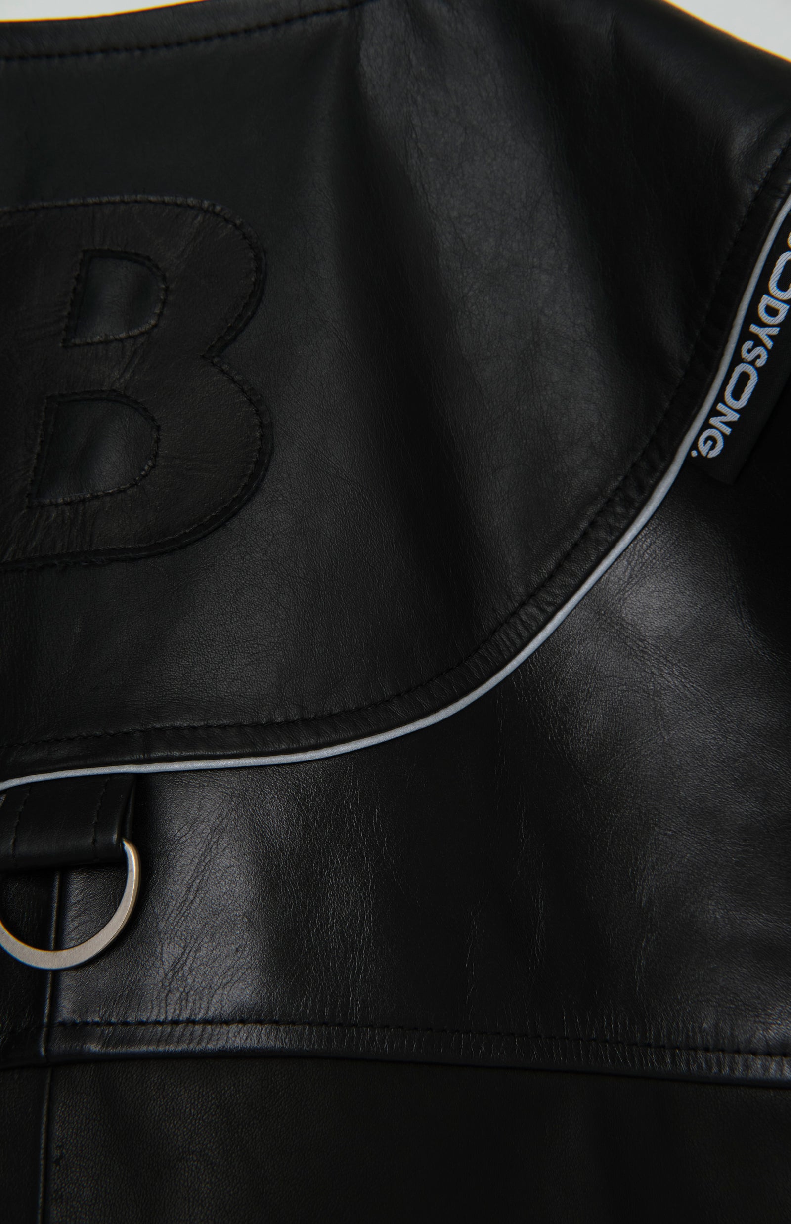 MULTIFUNCTIONALLEATHERV BLACK – BODYSONG. ONLINE STORE
