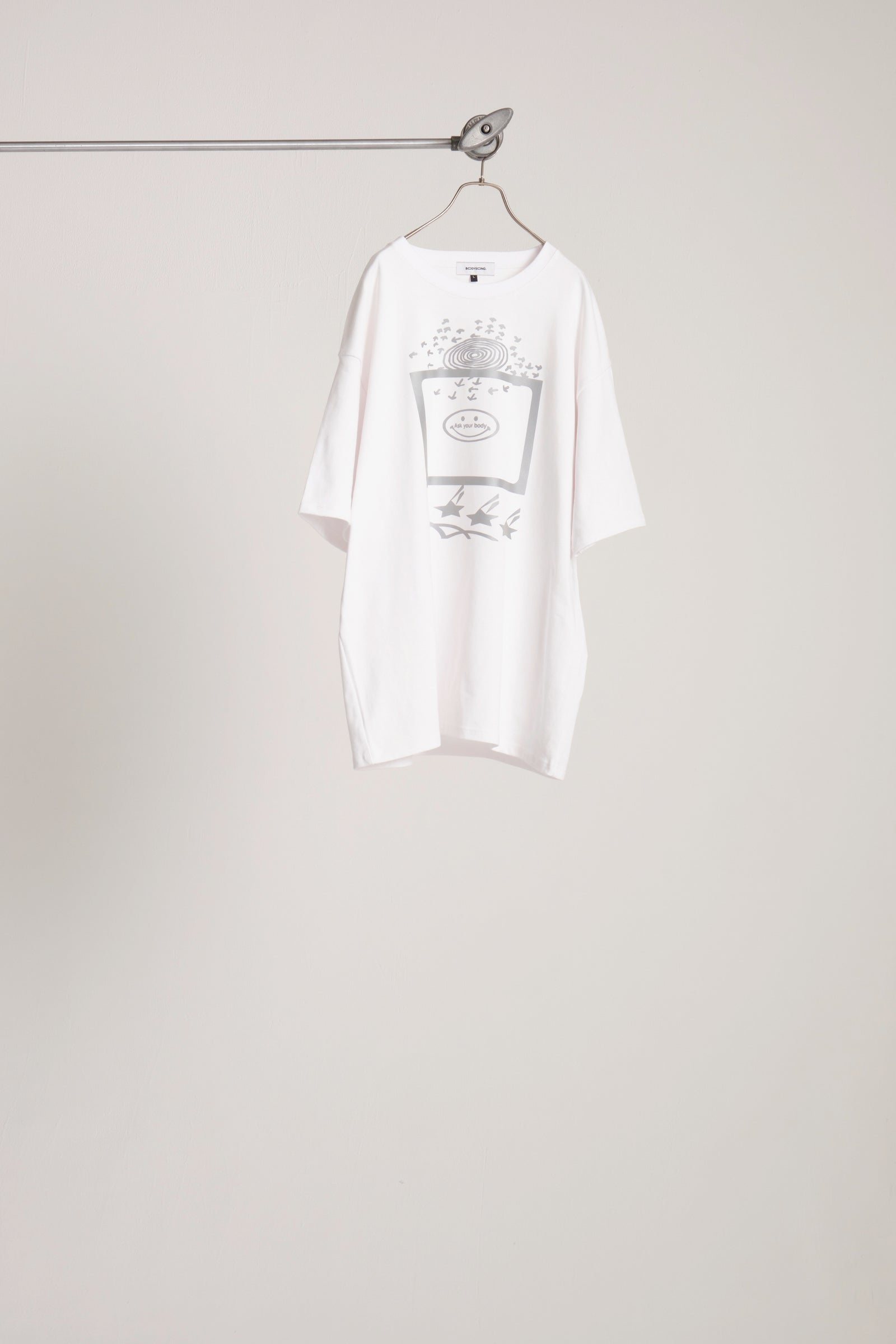 TEE/ASKYOURBODY WHITE – BODYSONG. ONLINE STORE
