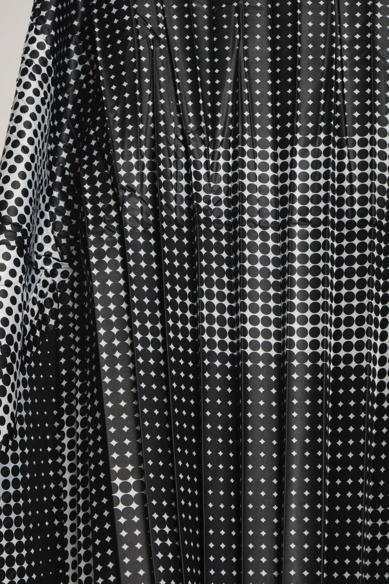 HALF PLEATS PULL SMILE BLACK