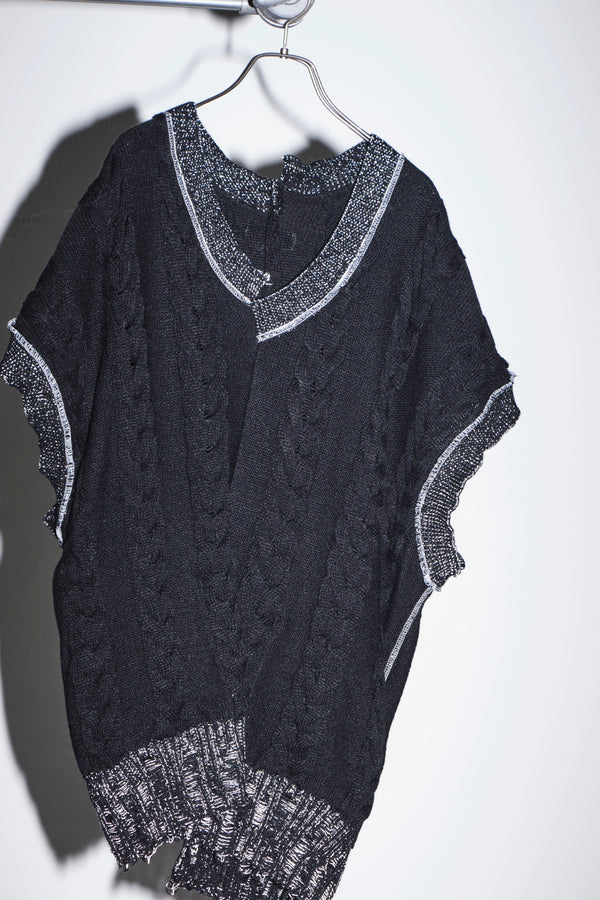 INSIDE OUT KNIT V BLACK