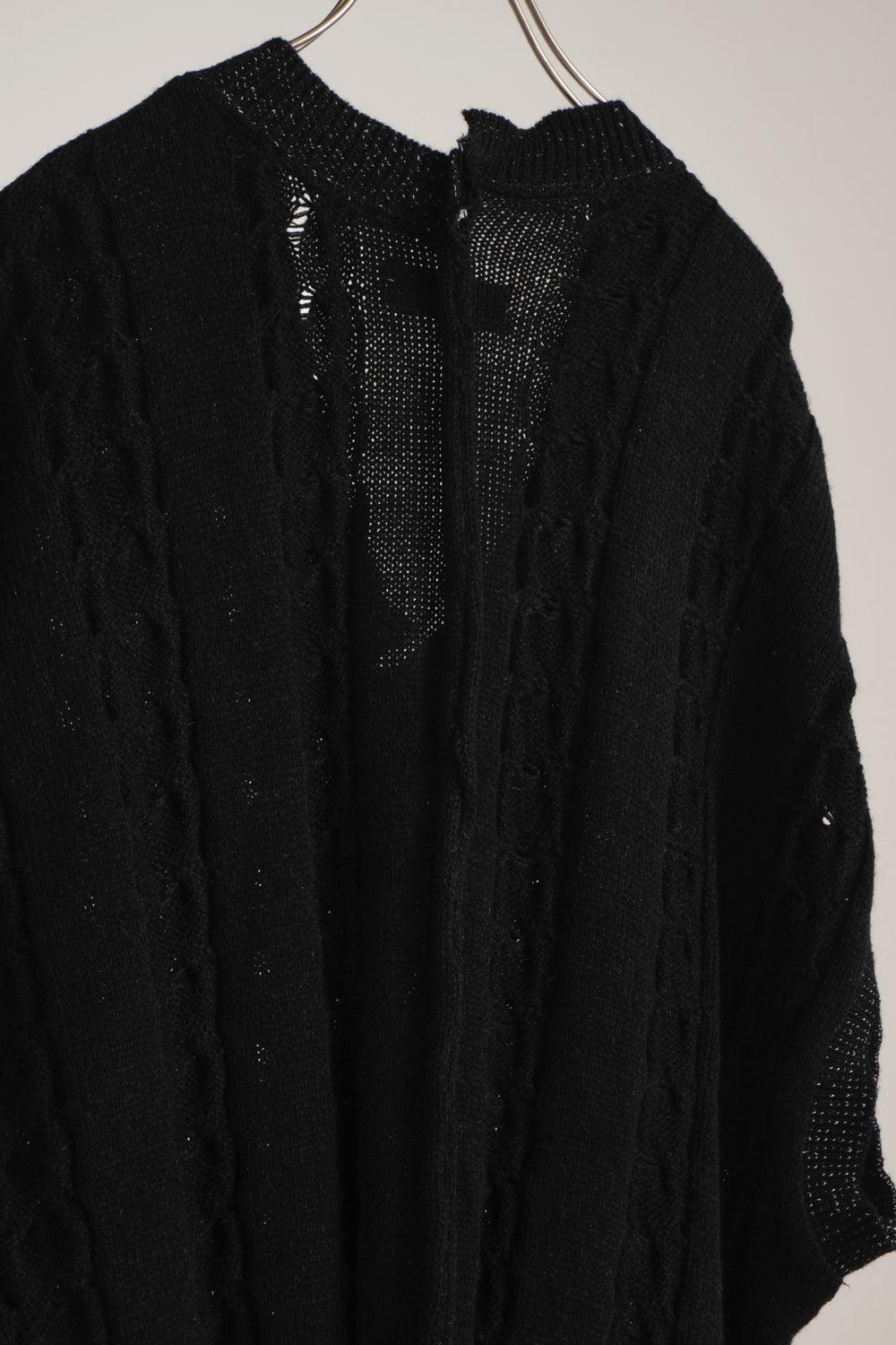 INSIDE OUT KNIT V BLACK – BODYSONG. ONLINE STORE