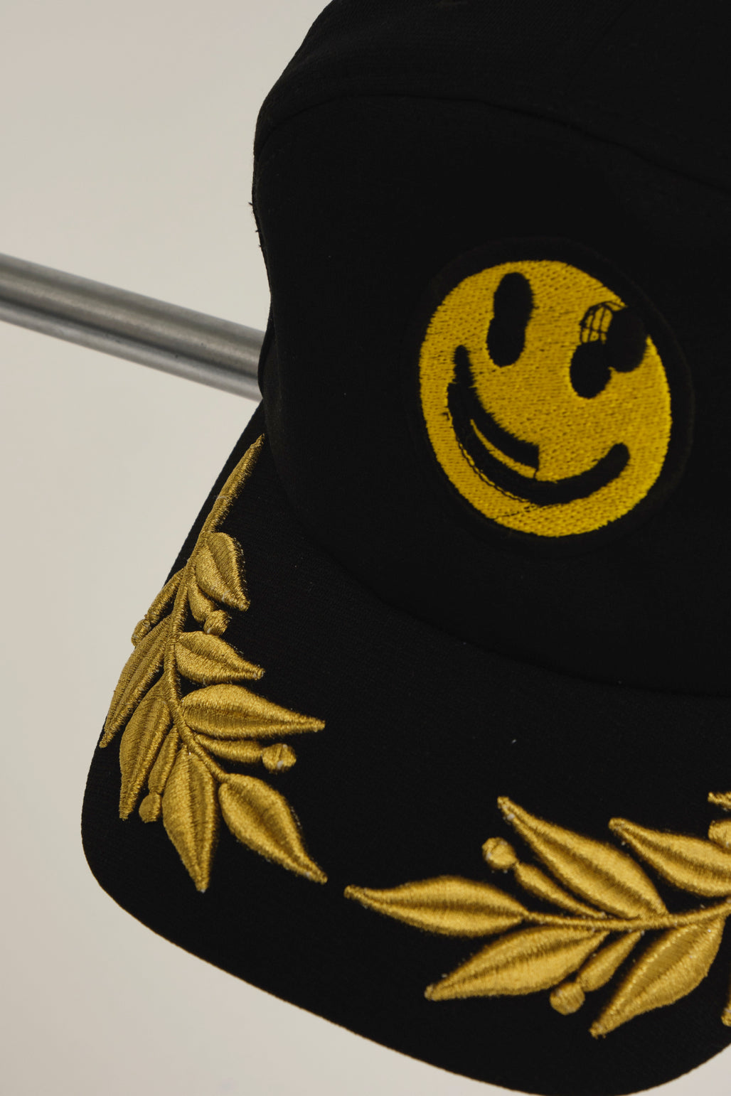 GLITCH EMB CAP WEAK – BODYSONG. ONLINE STORE